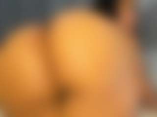 Live cam show with Hot-Mamacitah - Strip on Gym Cam Girls
