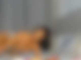 Hot-Mamacitah's Live Sex Cam Show