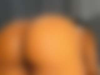 Hot-Mamacitah's Live Sex Cam Show
