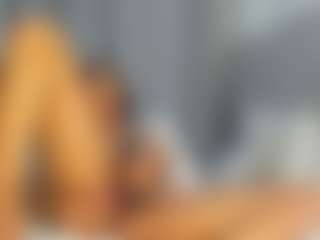 Hot-Mamacitah's Live Sex Cam Show