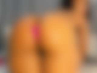 Hot-Mamacitah's Live Sex Cam Show