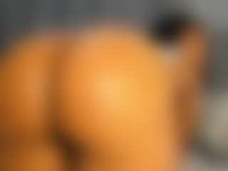 Hot-Mamacitah's Live Sex Cam Show