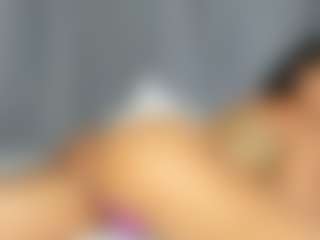 Hot-Mamacitah's Live Sex Cam Show