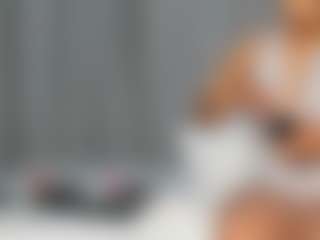 Hot-Mamacitah's Live Sex Cam Show