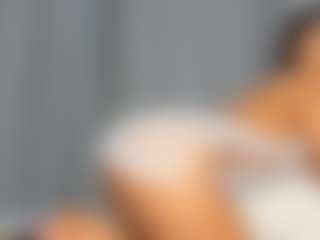Hot-Mamacitah's Live Sex Cam Show