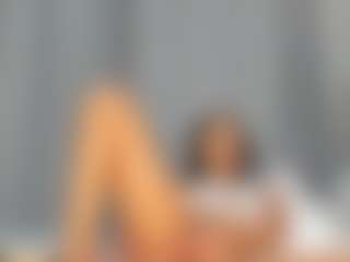 Live cam show with Hot-Mamacitah - Ebony Toys on xblisslive.com