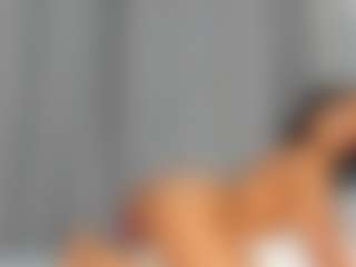 Hot-Mamacitah's Live Sex Cam Show