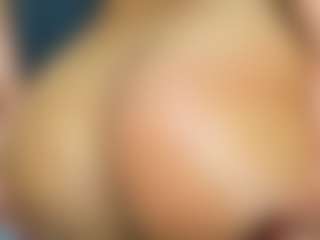 Hot-Mamacitah's Live Sex Cam Show