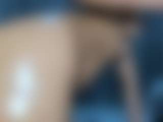 Live cam show with Hot-Mamacitah - Bedroom Black on Camsoda