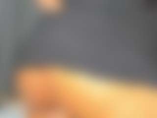 Hot-Mamacitah's Live Sex Cam Show