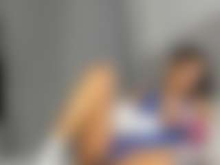 Hot-Mamacitah's Live Sex Cam Show