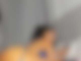 Live cam show with Hot-Mamacitah - Erotic Dance on slutload