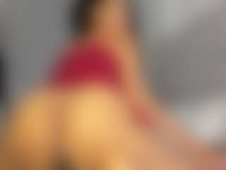 Hot-Mamacitah's Live Sex Cam Show