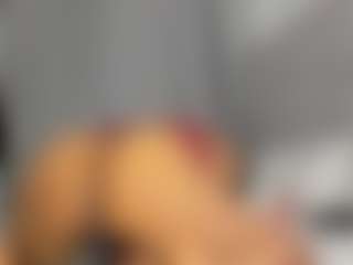 Hot-Mamacitah's Live Sex Cam Show