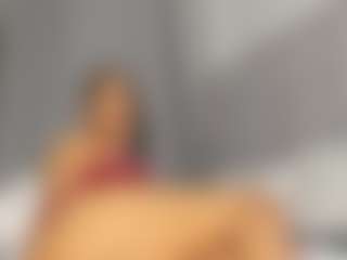 Hot-Mamacitah's Live Sex Cam Show