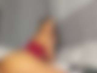 Hot-Mamacitah's Live Sex Cam Show