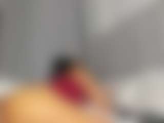 Hot-Mamacitah's Live Sex Cam Show