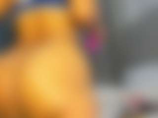 Hot-Mamacitah's Live Sex Cam Show