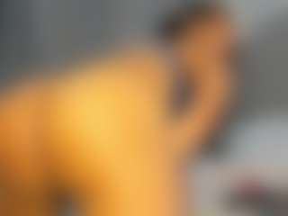 Hot-Mamacitah's Live Sex Cam Show