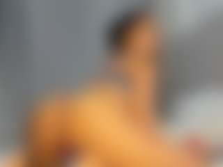 Hot-Mamacitah's Live Sex Cam Show