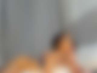 Hot-Mamacitah's Live Sex Cam Show
