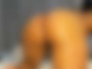 Hot-Mamacitah's Live Sex Cam Show