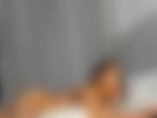 Hot-Mamacitah's Live Sex Cam Show
