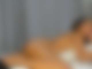 Hot-Mamacitah's Live Sex Cam Show