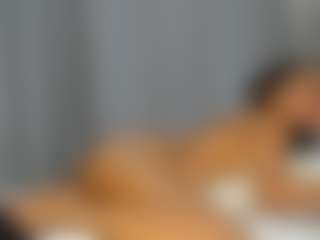 Hot-Mamacitah's Live Sex Cam Show