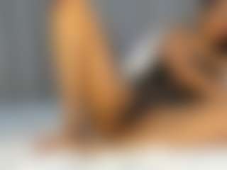 Hot-Mamacitah's Live Sex Cam Show