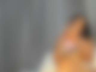 Hot-Mamacitah's Live Sex Cam Show
