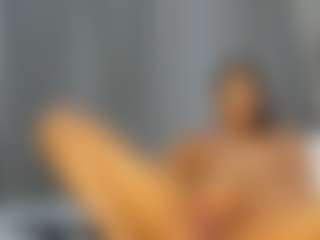 Hot-Mamacitah's Live Sex Cam Show