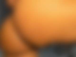 Hot-Mamacitah's Live Sex Cam Show