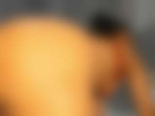 Live cam show with Hot-Mamacitah - Latina Petite on Camsoda
