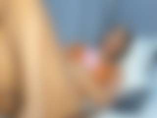 Hot-Mamacitah's Live Sex Cam Show