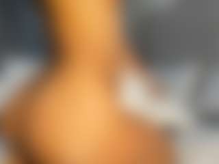 Hot-Mamacitah's Live Sex Cam Show