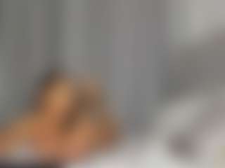Hot-Mamacitah's Live Sex Cam Show