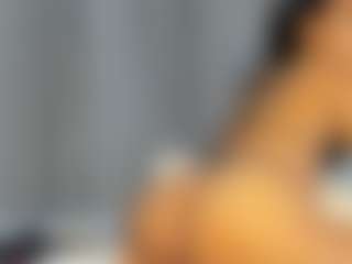 Hot-Mamacitah's Live Sex Cam Show