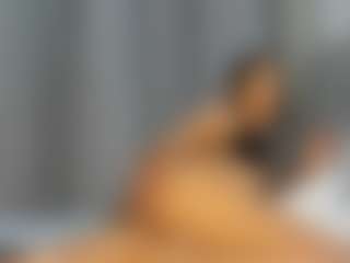 Hot-Mamacitah's Live Sex Cam Show
