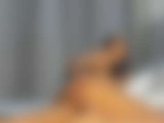 Hot-Mamacitah's Live Sex Cam Show