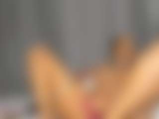 Hot-Mamacitah's Live Sex Cam Show