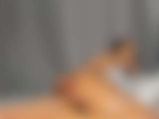Hot-Mamacitah's Live Sex Cam Show