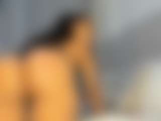 Hot-Mamacitah's Live Sex Cam Show