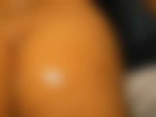 Hot-Mamacitah's Live Sex Cam Show