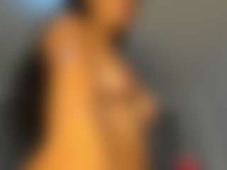 Hot-Mamacitah's Live Sex Cam Show