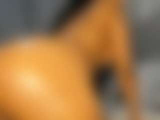 Hot-Mamacitah's Live Sex Cam Show