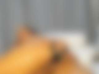 Hot-Mamacitah's Live Sex Cam Show