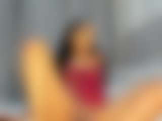 Hot-Mamacitah's Live Sex Cam Show