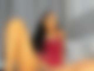 Hot-Mamacitah's Live Sex Cam Show