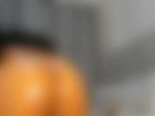 Hot-Mamacitah's Live Sex Cam Show